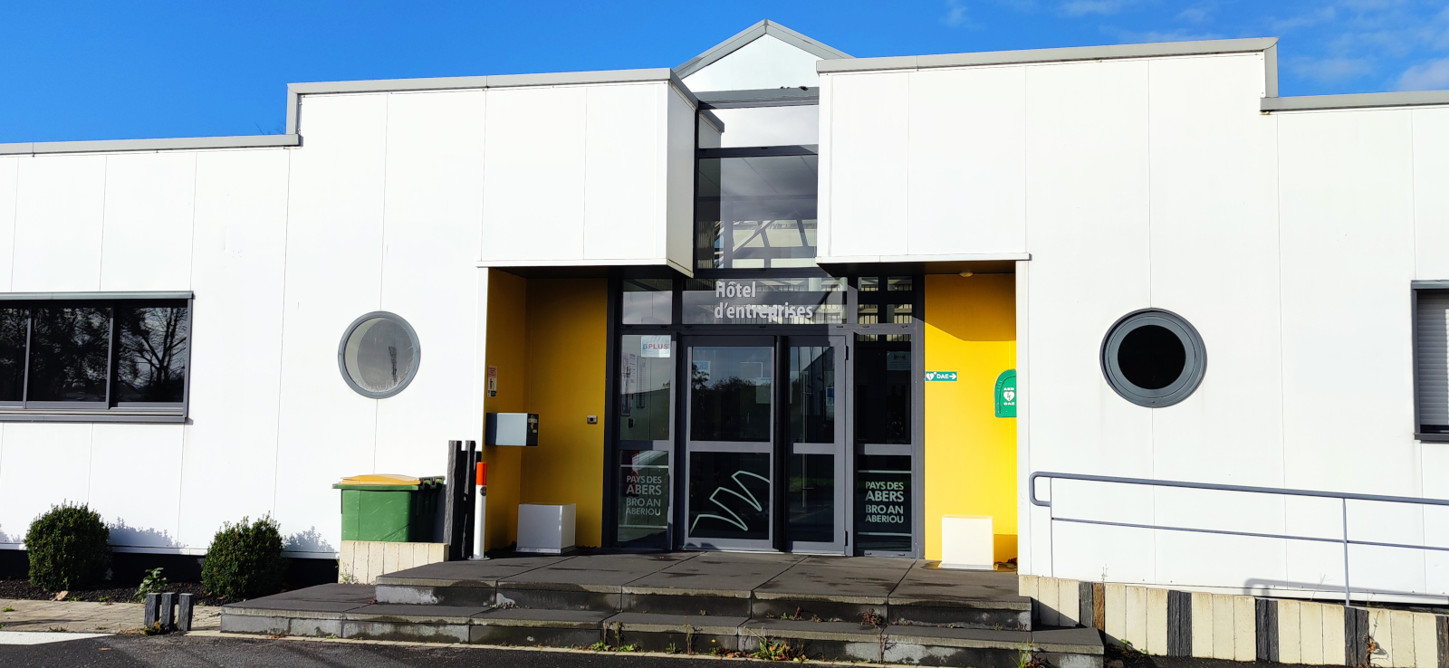 Visuel 1 de l'annonce : Hôtel d'entreprises - ZA de Penhoat - Plabennec - Bureaux à louer