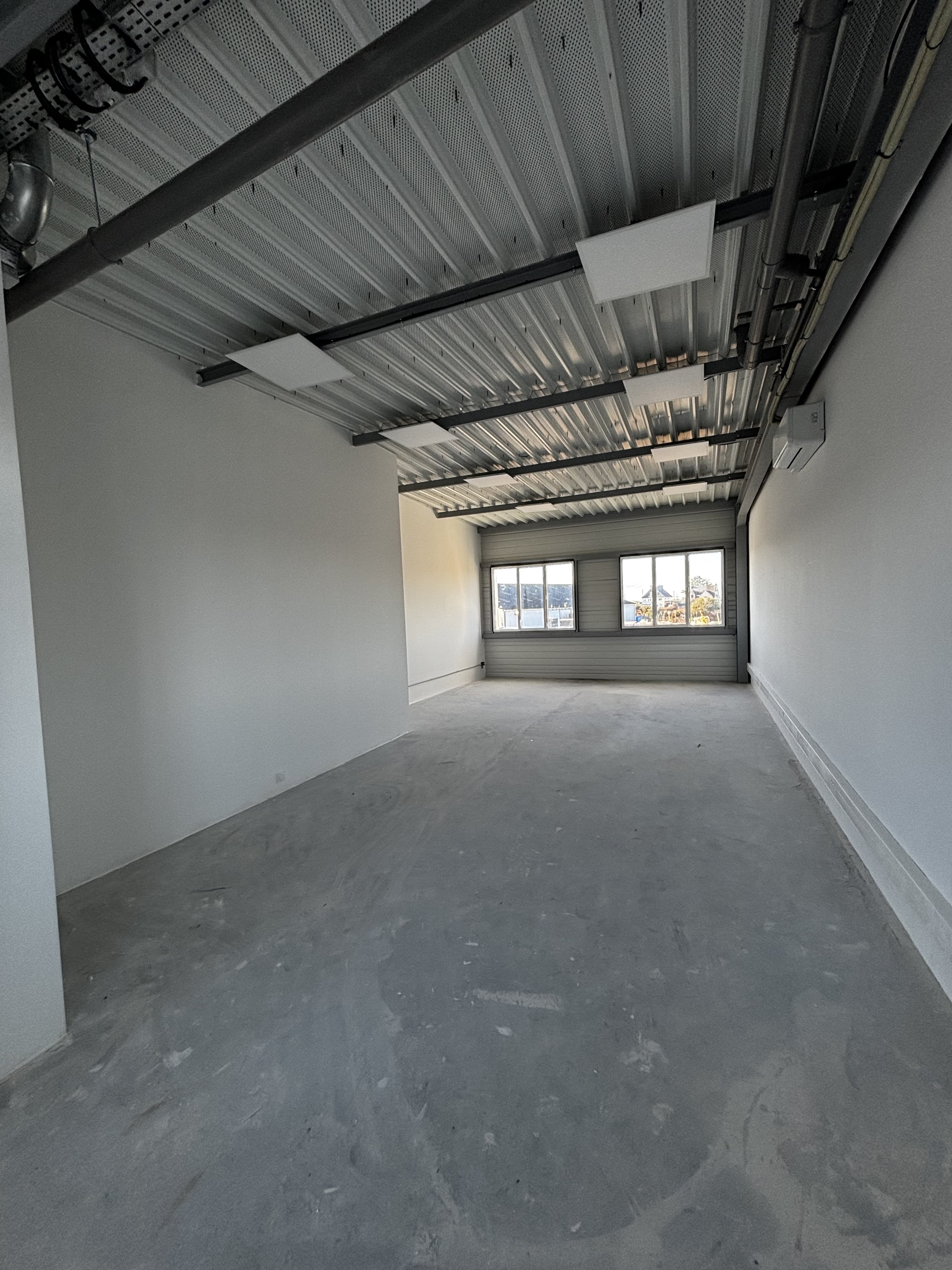 Visuel 4 de l'annonce : Location de cellule d’activité à Brest, porte de Plouzané